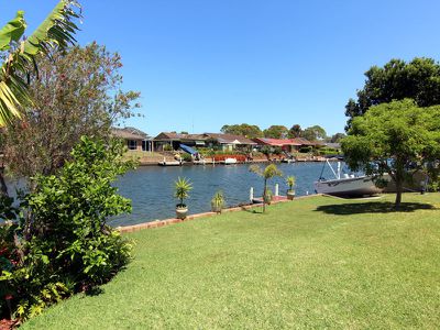 26 King George Parade, Forster
