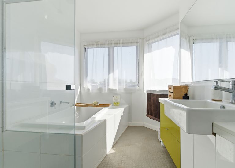 8 Aquarius Court, Portland North