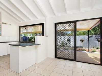 9 Cilla Court, Rochedale South