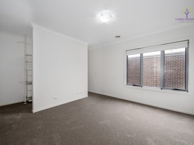 2 / 24 Findon Court, Point Cook