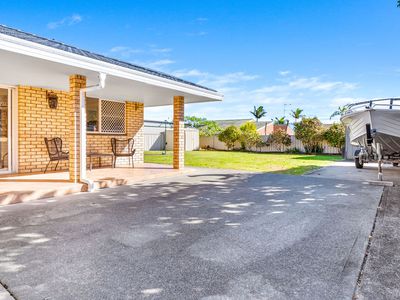 9 Discovery Drive, Forster
