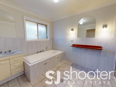59 Murrayfield Drive, Dubbo