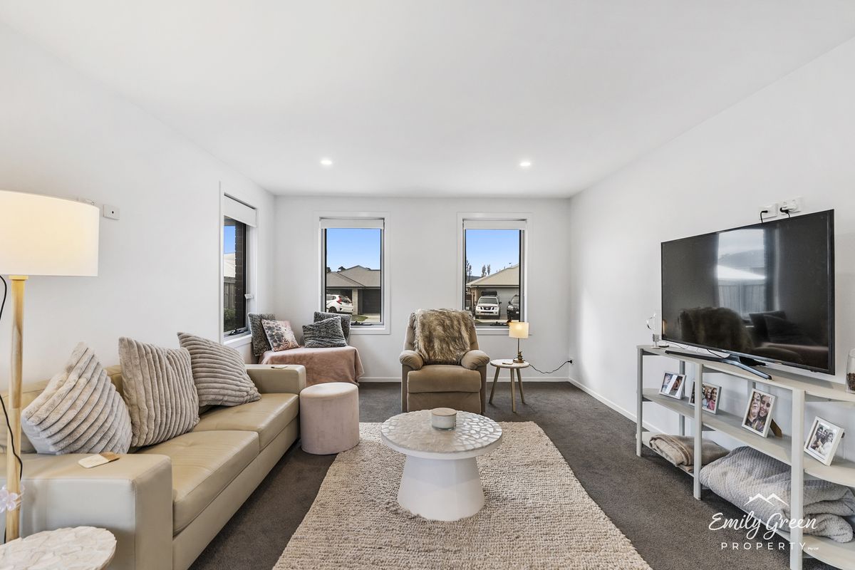 4 Lynmore Way, Midway Point