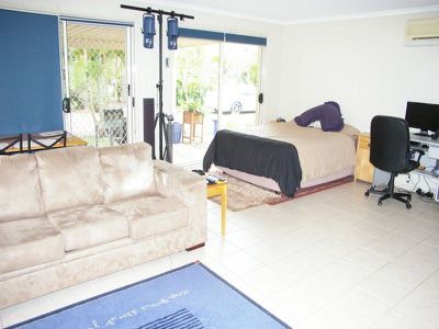 3 Honey Gem Place, Cooroibah