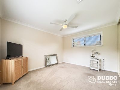 14 Hazelwood Drive, Dubbo