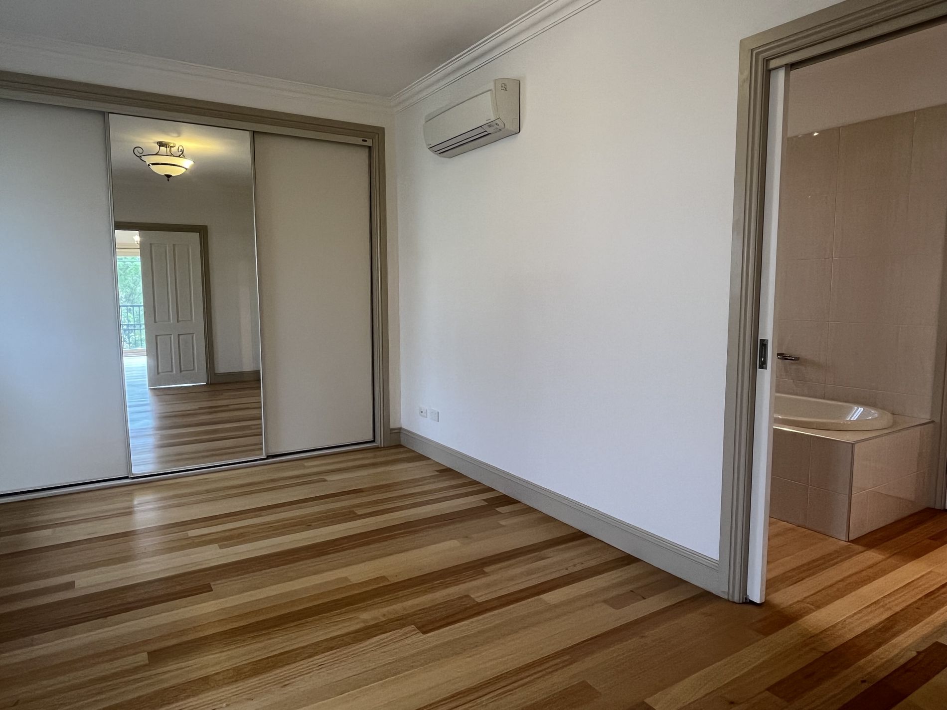 1 / 7 Holden Avenue, Rippleside