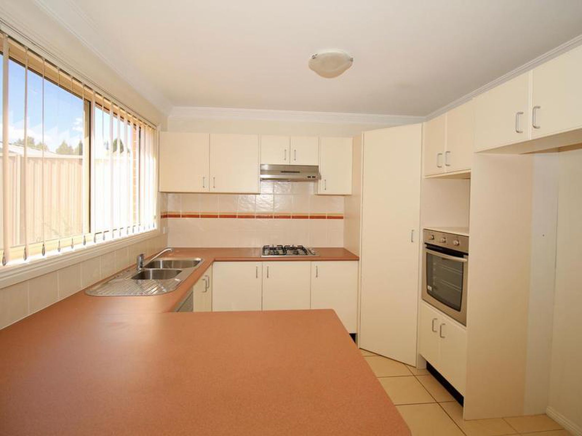 11 / 130 Howick Street, Bathurst