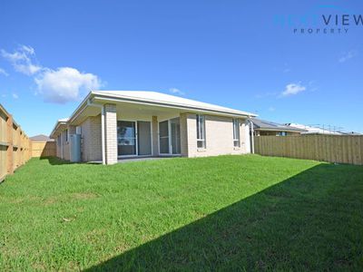 8 Yellena Road, Fletcher