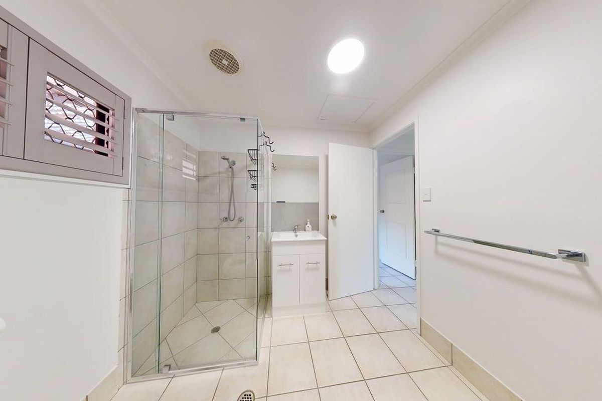 1 / 35 Toolar Street, Tewantin