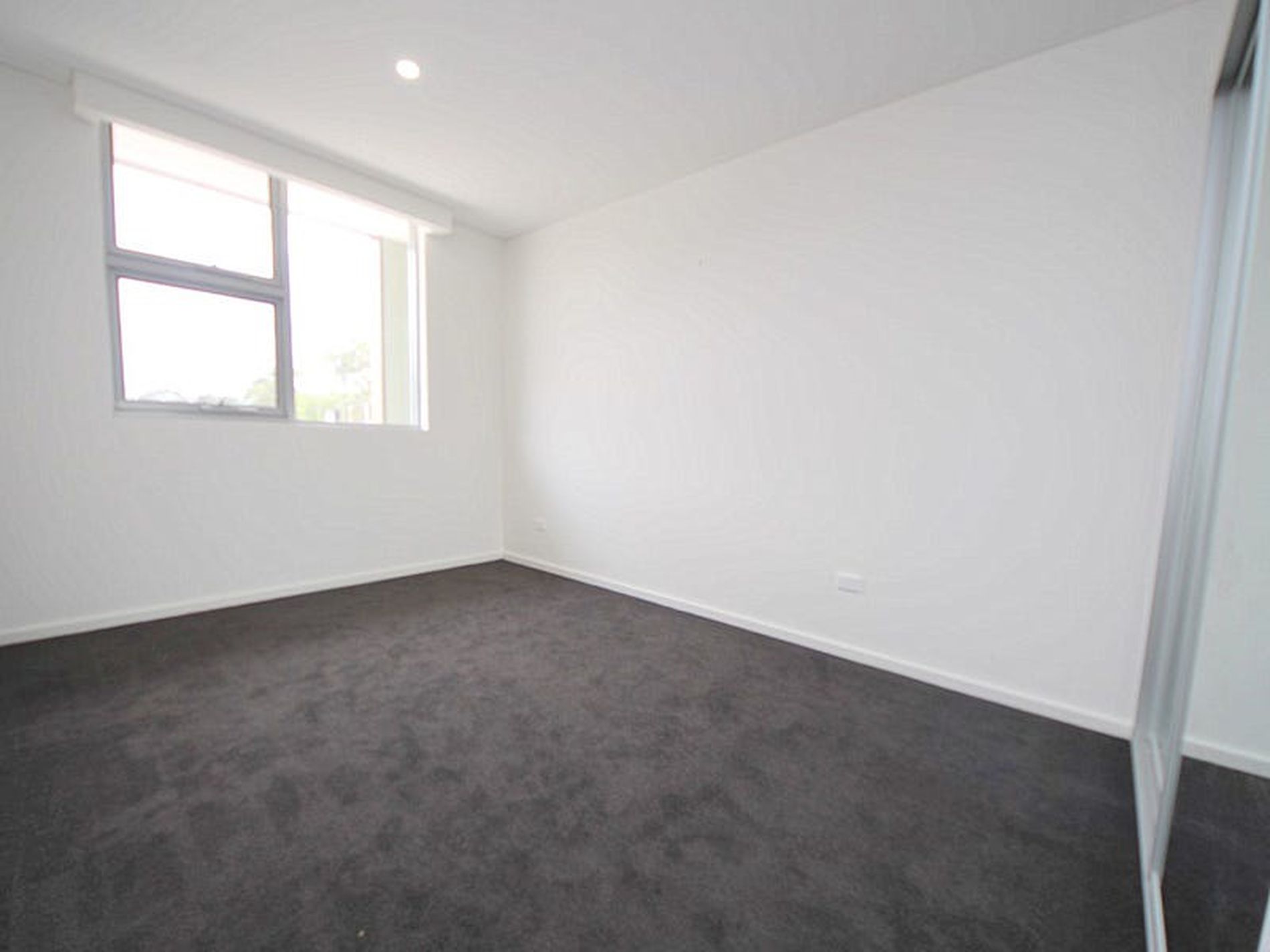 111 / 203 Birdwood Road, Georges Hall