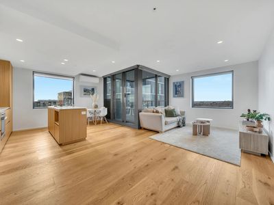 704 / 8C Evergreen Mews, Armadale