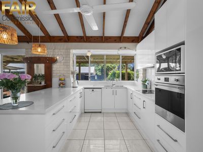 13 Lexlen Court, Cleveland