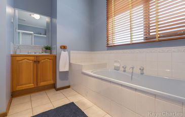 21 Bangalay Place, Berwick