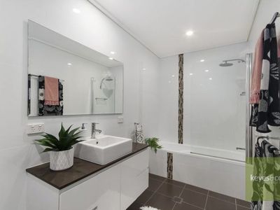 7 Toorak Place, Castle Hill