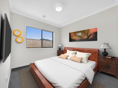60 Cloudburst Avenue, Wyndham Vale
