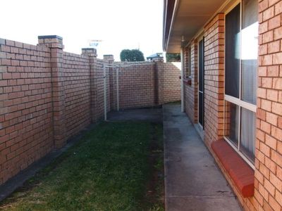1 / 2 Underwood Avenue, Mount Gambier