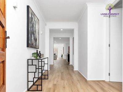 16 Dunlin Crescent, Williams Landing