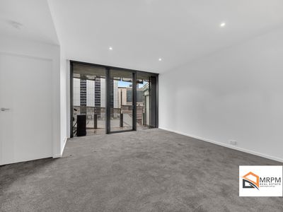 604 / 8 Waterview Walk, Docklands