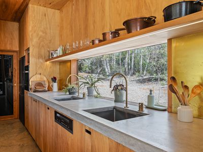 21 Flakemores Road, Eggs And Bacon Bay