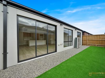 79 Cosmopolitan Drive, Wyndham Vale