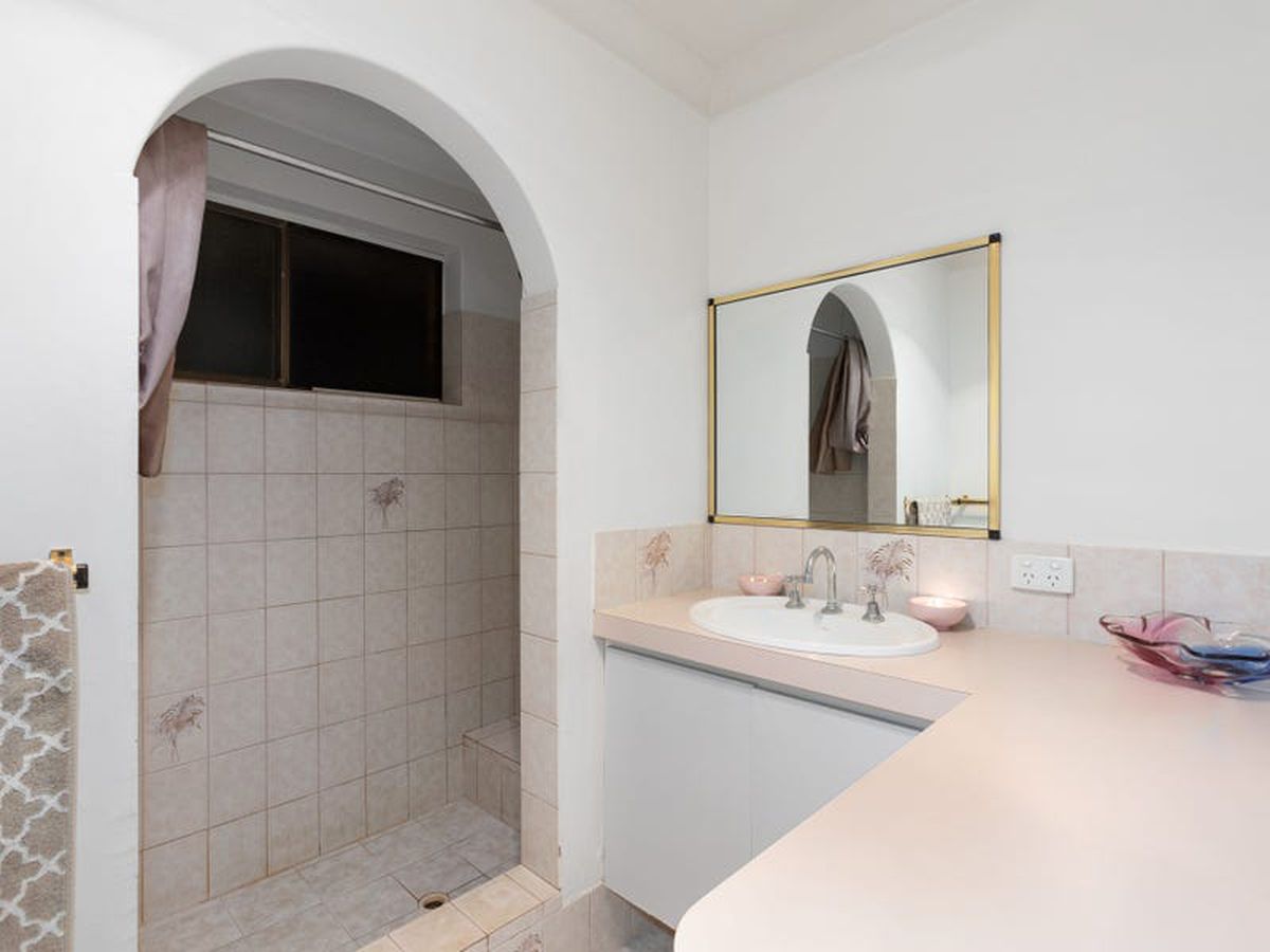 42 Carawatha Avenue, Mount Nasura