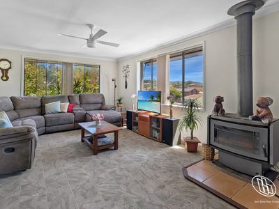 4 John Reilly Street, Dalmeny