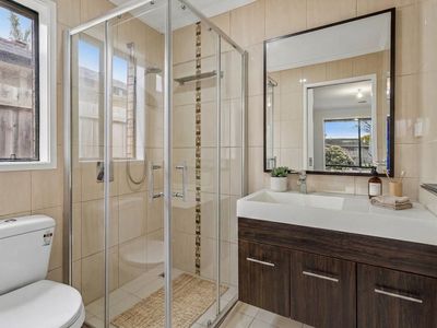 12 Lady Penrhyn Cl, Cranbourne West