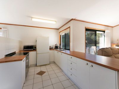 8 Lowe Court, Tewantin