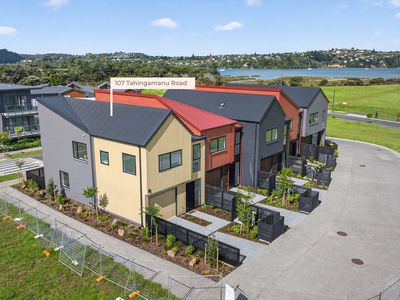 107-113 Tahingamanu Road, Hobsonville