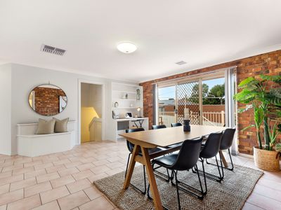 1019 Fairview Drive, North Albury