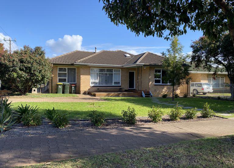77 Lewis Street, South Brighton