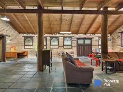 23 Monash Street, Newstead