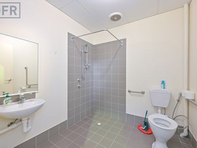 1 / 34 Bushland Ridge, Bibra Lake