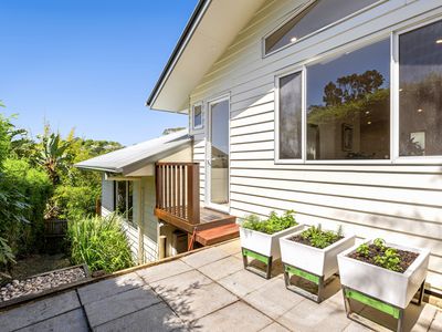 4 / 7 Gin Gin Crescent, Ocean Shores
