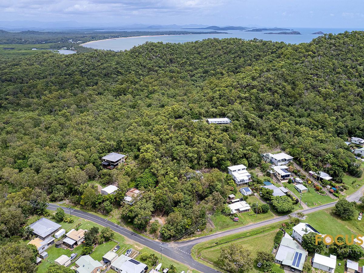 1 Coconut Grove, Ball Bay