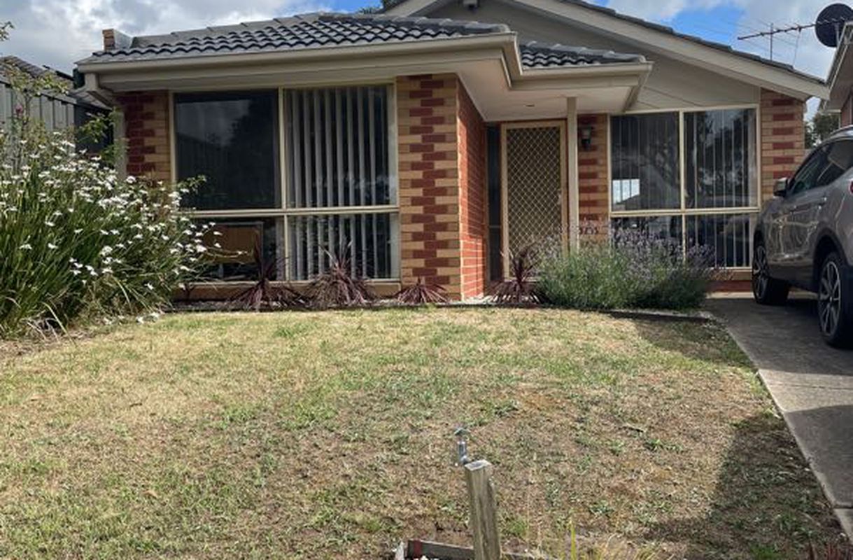 21 Rostron Way, Roxburgh Park