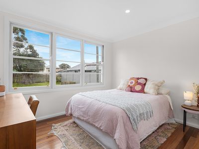 17 Fifth Street, Weston