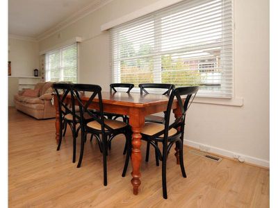53 Retreat Road, Flora Hill