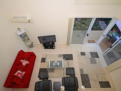 35 / 71 ELIZABETH STREET, Urangan