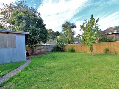 4 Lincoln Avenue, Bayswater