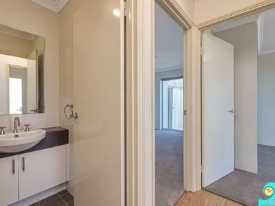 8 Knoll Rise, Yanchep