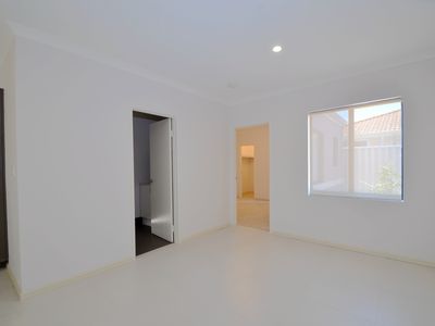 B / 18 Valentine Avenue, Dianella