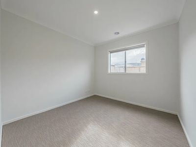 64 Grande Belmond Avenue, Clyde