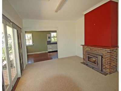 50 / Boyagarra, Brookton