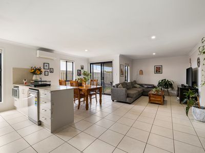 4 McInnes Crescent, Glenvale