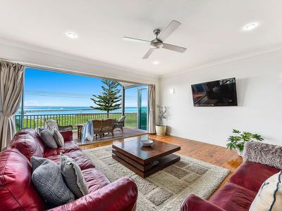6 Beach Road, Beachport