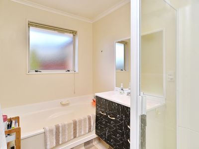 4 Daniela Lane, Linwood