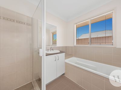  9 Elaine Place, Birkdale