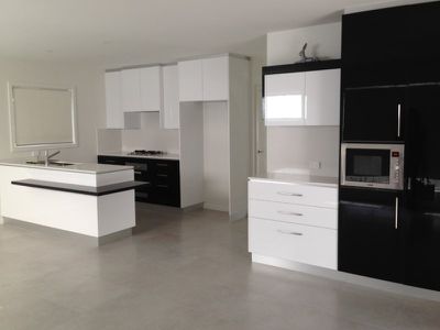 27 Killalea Drive, Shell Cove