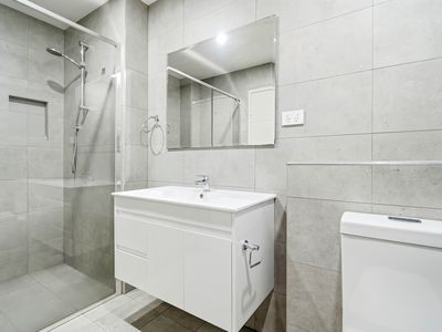 8 / 5 Manchester Drive, Schofields